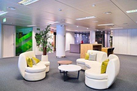 First workplaces: oficinas y espacios de coworking en María de Molina