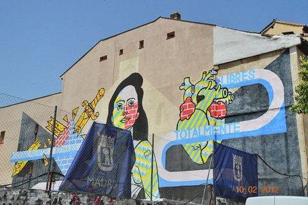 Mural "Libres" del Rey de la Ruina