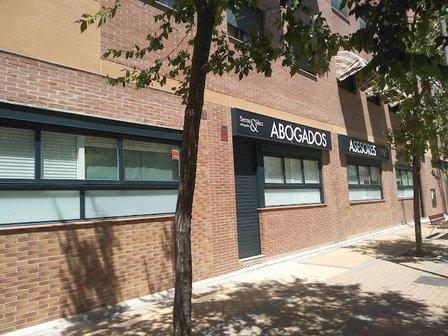 SERNA Y SÁEZ ABOGADOS