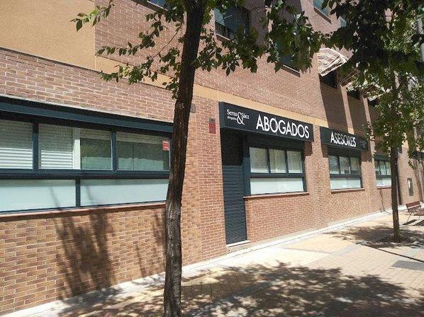 SERNA Y SÁEZ ABOGADOS