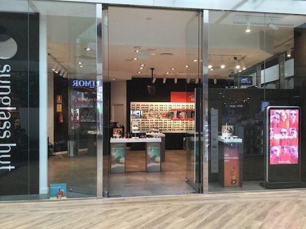 Sunglass Hut