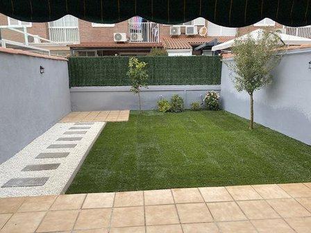 Tecnicesped: Césped natural tepes, abonos, semillas, Traviesas de Madera