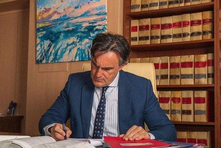 Luis Baños Abogados
