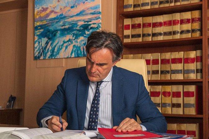 Luis Baños Abogados