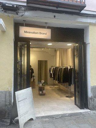 Minimalism Brand
