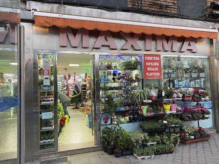 MAXIMA