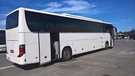 TRUCKS AND BUS ESQUIVIAS 2016 S.L.