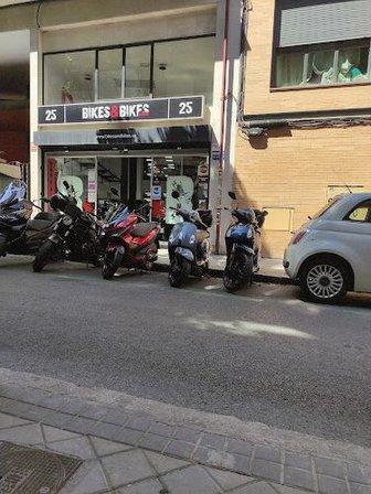 Bikes & Bikes