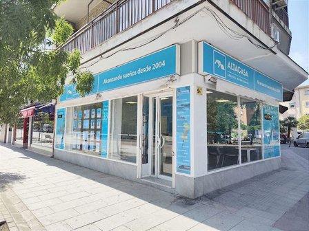 ALTACASA agentes inmobiliarios