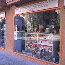 Librería Iuvenis