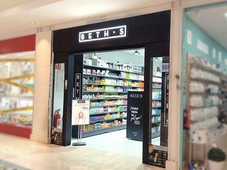 BETH'S HAIR · C.C. PLAZA LORANCA 2