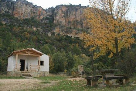 Refugio de la fuente de la loca