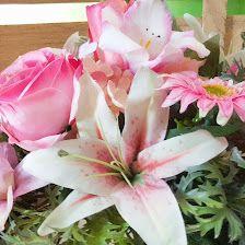 Floristería, Regalos y Decoración - Jardín de Flor