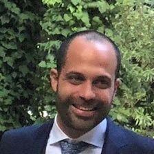 Dr. Mauricio Burneo Esteves, Cirujano general