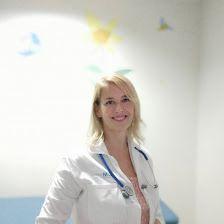 Dra. Silvia Fernández Sánchez, Pediatra