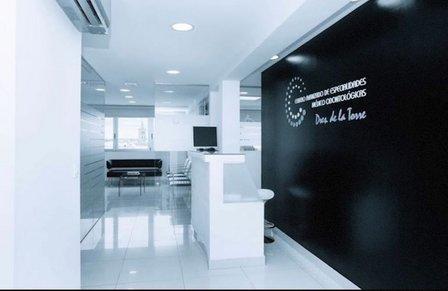 Clinica Dental Doctores De la Torre. Cerrado por vaciones,del 7 de agosto al 1 de septiembre ambos inclusive.