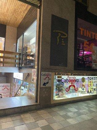 Fermín Caballero Copistería Papelería Librería