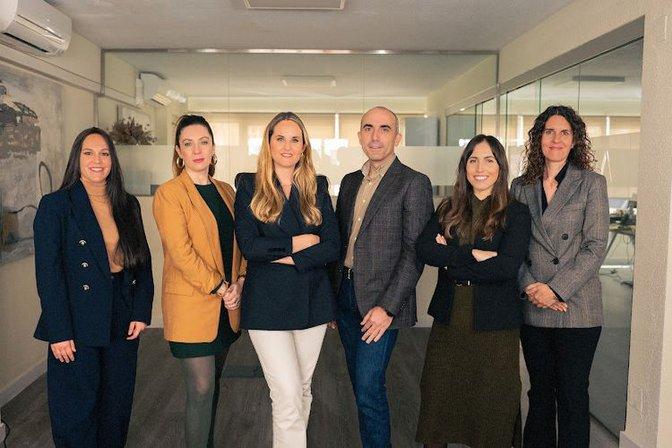 ADMOS Abogados