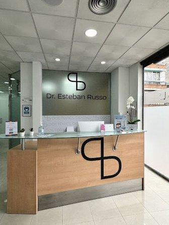 Dr. Esteban Russo - Doctores Dental Puerta Bonita