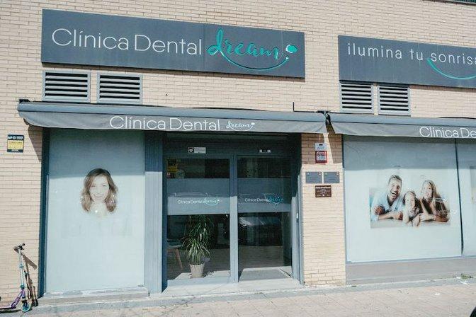 CLÍNICA DENTAL DREAM