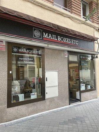 Mail Boxes Etc
