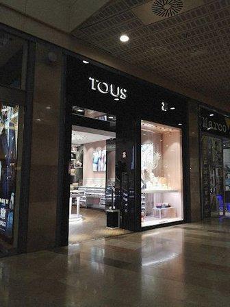 TOUS