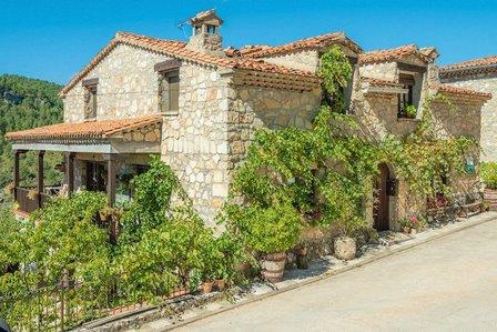 Casa Rural “CASA CHECA”.