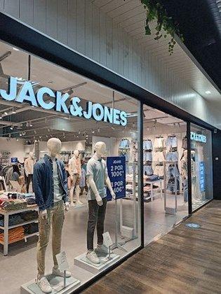 JACK & JONES