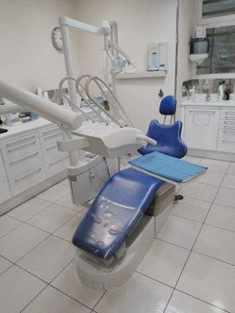Dr. Jesus Marin Martinez, Cirujano oral y maxilofacial