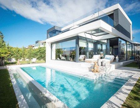 Qhomes