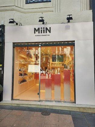 MiiN Korean Cosmetics · Goya
