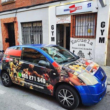 Fight-club: Tienda deportes de contacto y artes marciales.
