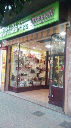 Intuición.Arreglos de ropa