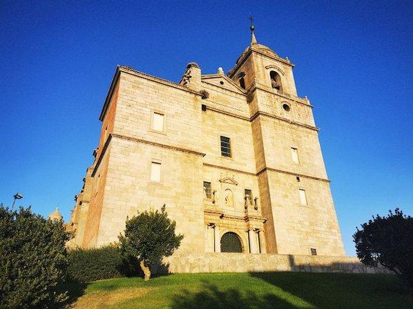 Iglesia Villacastín Garden