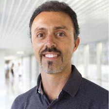 Dr. Carlos Labrandero de Lera, Pediatra