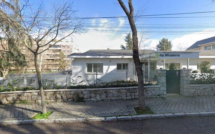 Dr. Joaquin Moya-Angeler, Traumatólogo