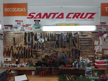 BOM BIKES VILLAVICIOSA S.L.