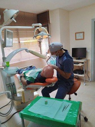 Centro Dental De La Riva