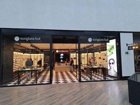 Sunglass Hut