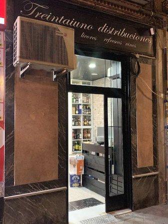 Treintaiuno distribuciones licores cervezas refrescos vinos bebidas
