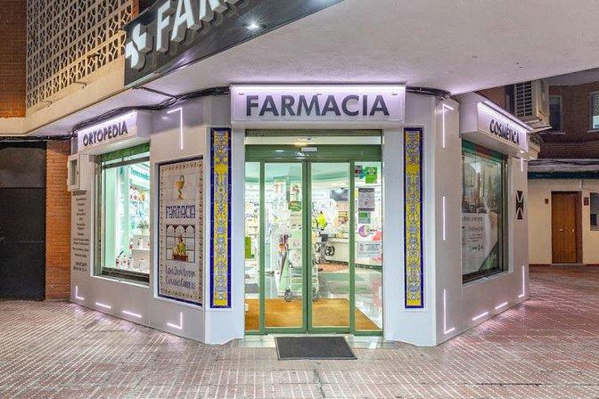 Farmacia Antón Cañadas Parafarmacia y Ortopedia Empecinado 64