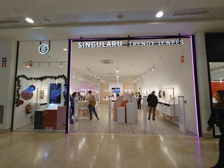 SINGULARU