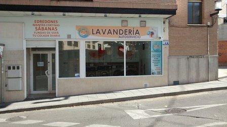 La Ola Lavandería