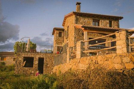 Casa Rural "La hija de Lalo y El hijo de Chelo" Avila Gredos