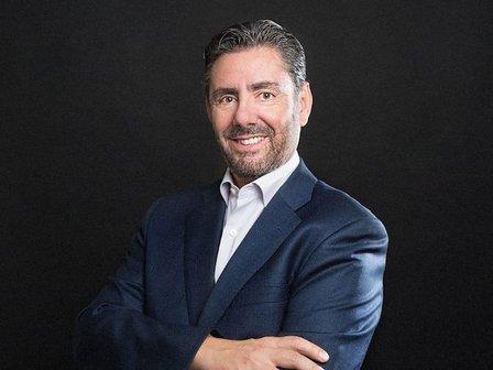 Dr. Abraham Moisés Barbero Centro Europeo de Cirugía Estética Madrid