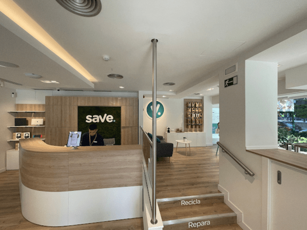 Save Store - Reparación de móviles en Nuevos Ministerios