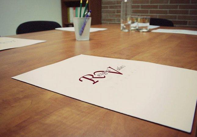 REIGÍA VALES ABOGADOS