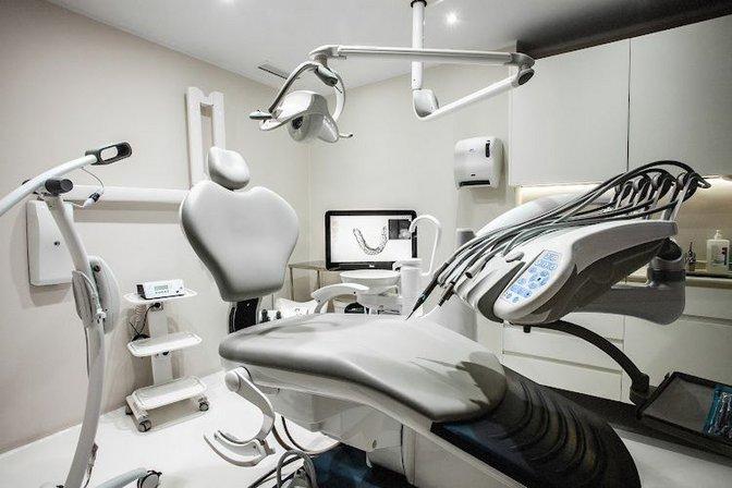 EMILIO RODRÍGUEZ ODONTOLOGÍA Clínica Dental