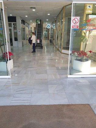 OFICINAS de La Tía María - Líderes de CBD en España | SÓLO pedidos on-line o busca tu tienda más cercana .