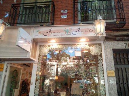 Juana Juanita Tienda de accesorios , ropa y complementos de moda.